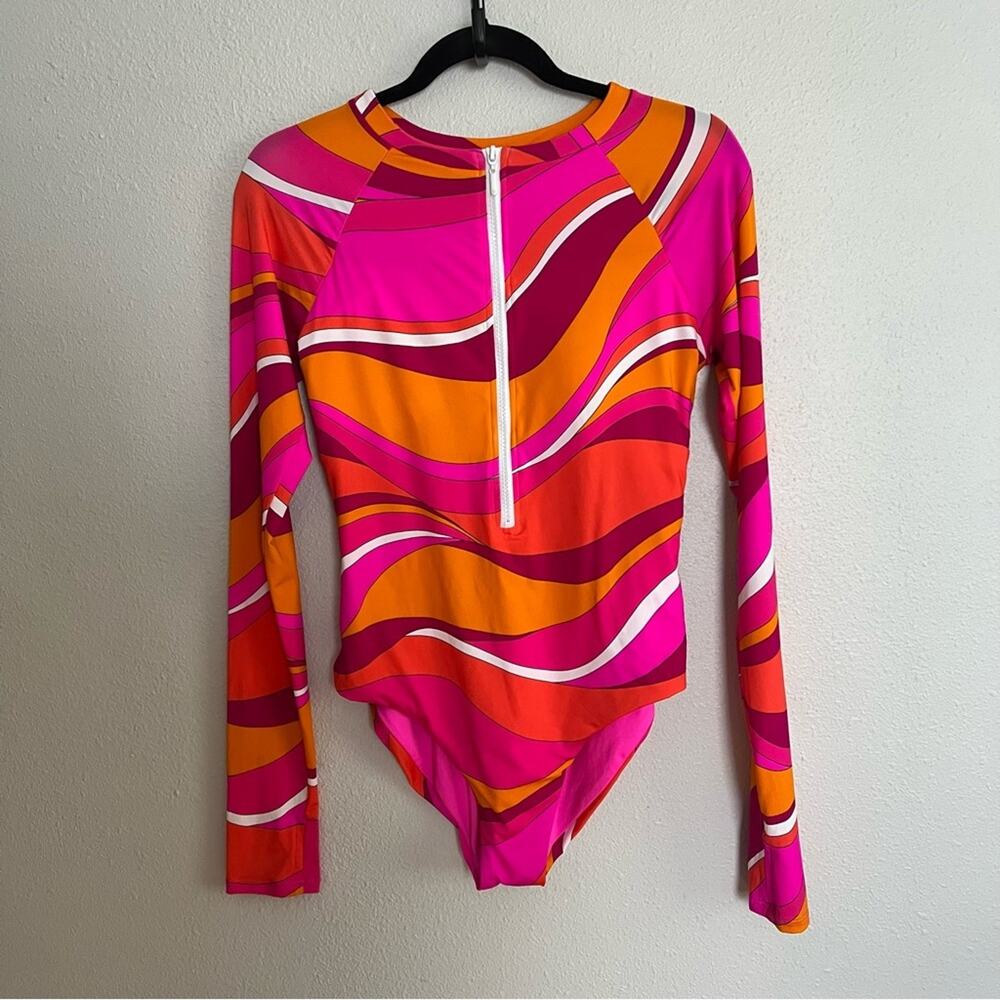 New Trina Turk Bright Pink Orange Wave Stripe Print One Piece Swimsuit sz M